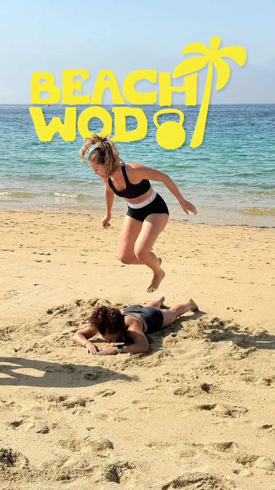 Beach WOD en la playa con atletas de las tres sedes entrenando juntos